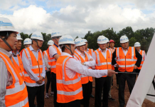 中国交建总工程师张喜刚到马东铁项目调研