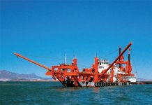 “津航浚215”绞吸式挖泥船