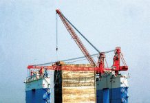 4,100吨浮船坞“南沙”号