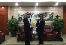 潘庆江会见东帝汶外交代表团