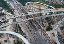 马来西亚SUKE CA4项目跨既有高速路及MRT轻轨主线及匝道全面贯通