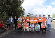 中国驻巴新大使馆经商处参赞刘林林视察巴新西高地项目