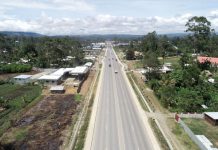 巴布亚新几内亚西高地省公路升级改造项目顺利移交