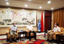 南太区域中心负责人拜会中国驻东帝汶大使