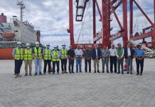 东帝汶总理出席帝巴湾项目岸机设备到港欢迎仪式