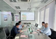 张晓强到南太区域中心调研