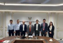 南太区域管理中心负责人在沙捞越州开展商务活动