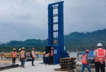 中交马东铁项目十分部500米长轨焊接首组落锤试验顺利通过