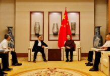 王海怀在新加坡开展系列商务活动并召开公司国别经营工作会