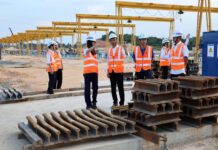 林朝霞一行到马东铁十分部检查指导工作