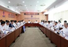 中交集团主要领导在马来西亚召开马东铁项目及在马机构现场工作会