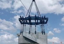 马来西亚槟城275kV跨海输电线路项目完成全部海上预制承台裙板吊装