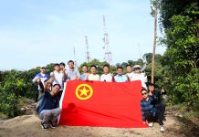 中交马东铁项目十分部开展“五四”青年节主题登山活动