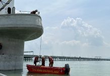 槟城275KV跨海输电线路线路开展钢塔安装密闭空间应急演练