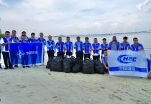 槟城跨海输电线路项目联合中交在槟项目部开展“净滩”活动