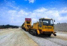 马东铁六分部首铺段开始铺轨