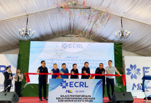 中交马东铁项目举行A、B段轨道铺通仪式