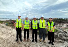 中国驻文莱使馆商务参赞石荣科到项目调研