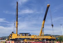 中交马东铁项目十分部顺利完成铺轨机组第四次调头