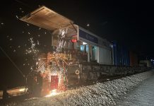 中交马东铁项目十分部无缝线路施工顺利完成至云顶隧道进口