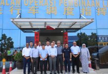 彭亨州州务大臣旺罗斯迪和彭亨州行政议会成员到中交马东铁项目十分部调研