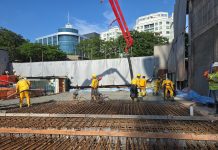 新加坡索菲亚路混合用途大楼改建项目首块楼板成功浇筑