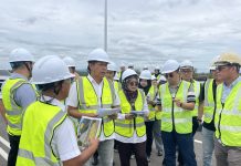 沙捞越州基础设施及港口发展部副部长到沙捞越第二干道B1标项目考察