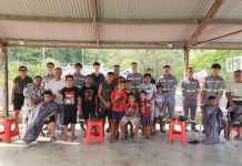 援瑙鲁体育中心项目开展“公益义剪”志愿服务活动