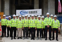 白银战到新加坡八珊顿道混合用途大楼改建项目开展安全质量检查