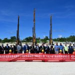总统和大使出席:援瑙鲁体育中心项目举办桩基础工程开工仪式